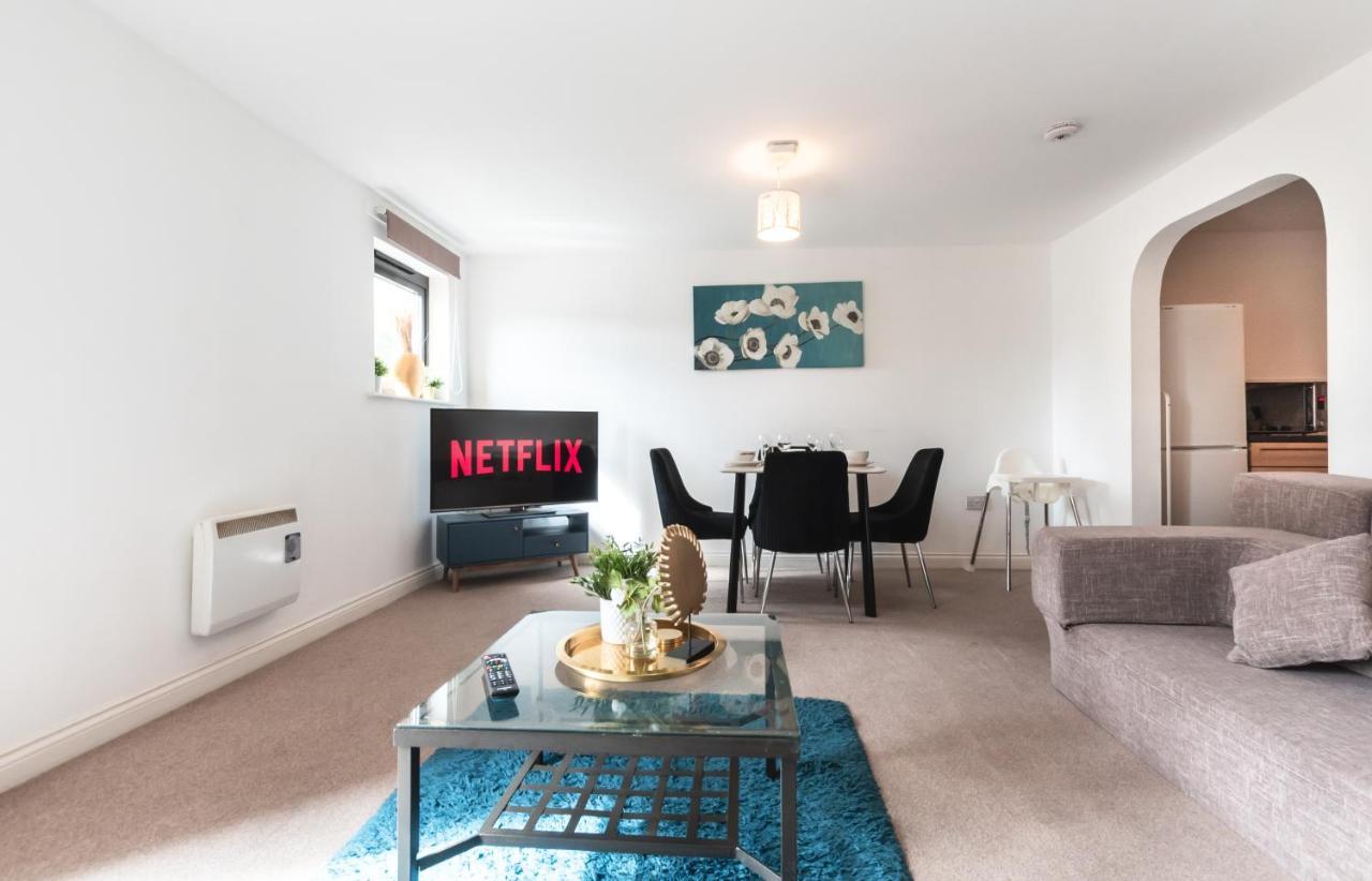 Best Price! Large Spacious 2 Bed Apartment - King Size Or Single Beds, Sofabeds, Smart Tvs, Free Parking Southampton Ngoại thất bức ảnh